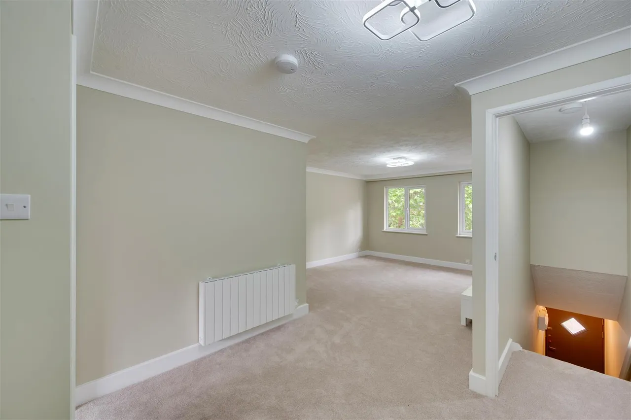 Cygnet Close, London, NW10, photo 6