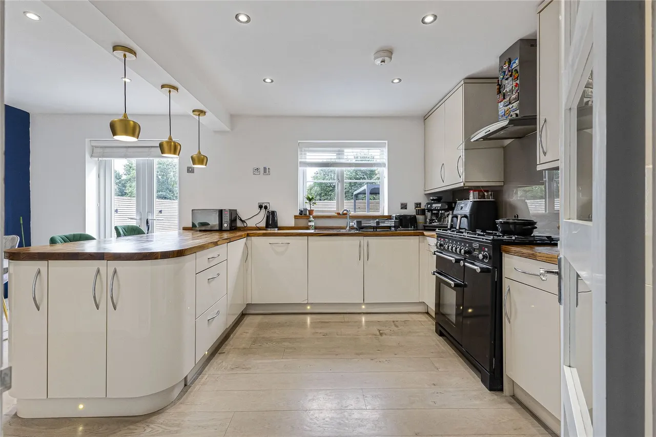 Pilgrims View, Greenhithe, DA9, photo 22