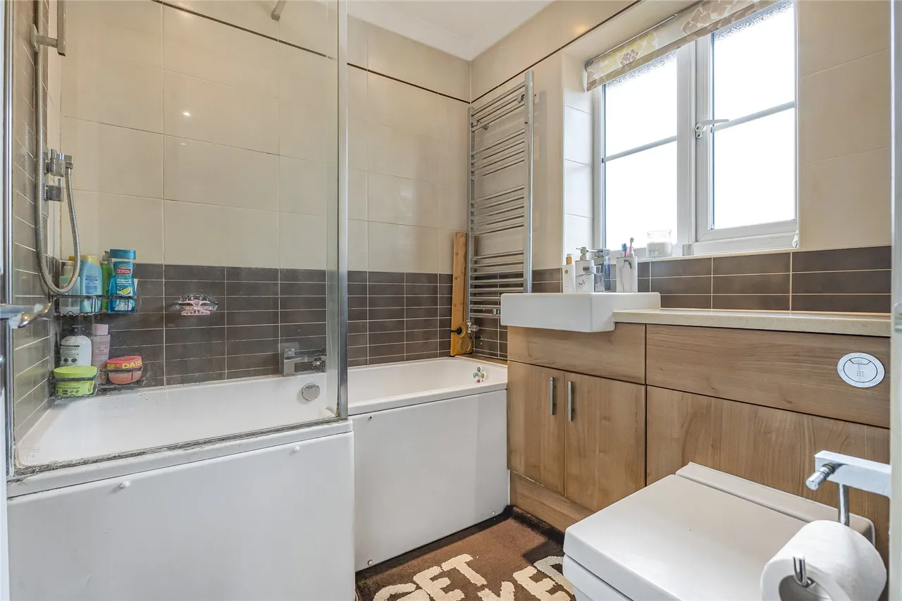 Pilgrims View, Greenhithe, DA9, photo 12
