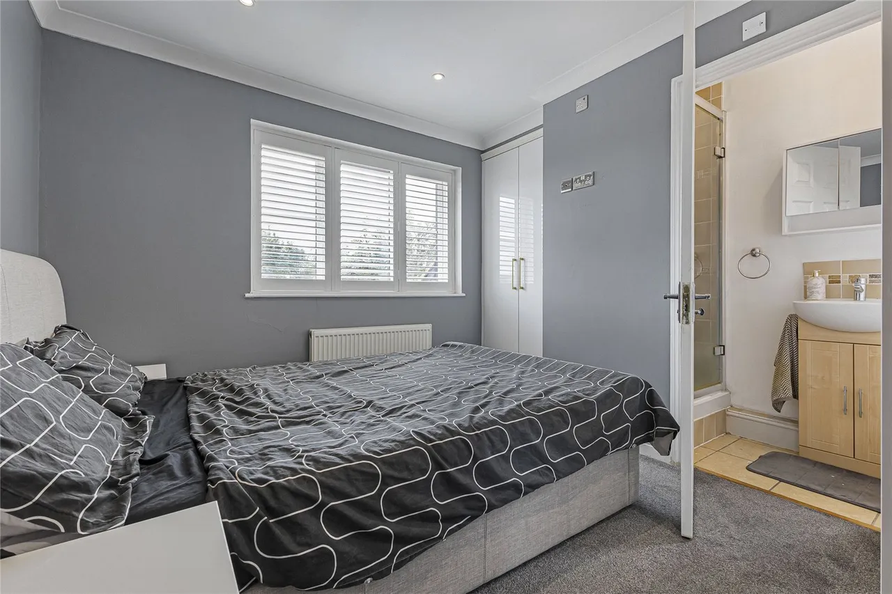 Pilgrims View, Greenhithe, DA9, photo 6