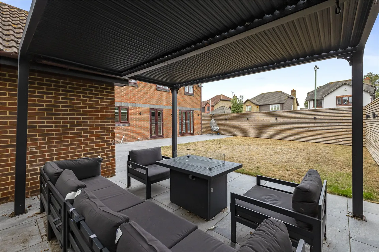 Pilgrims View, Greenhithe, DA9, photo 14