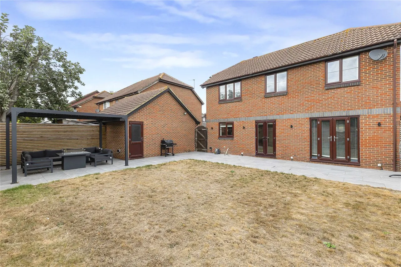 Pilgrims View, Greenhithe, DA9, photo 25
