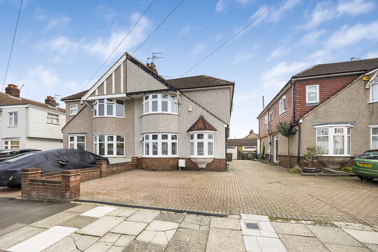 4 bed house for sale — Ashmore Grove, Welling