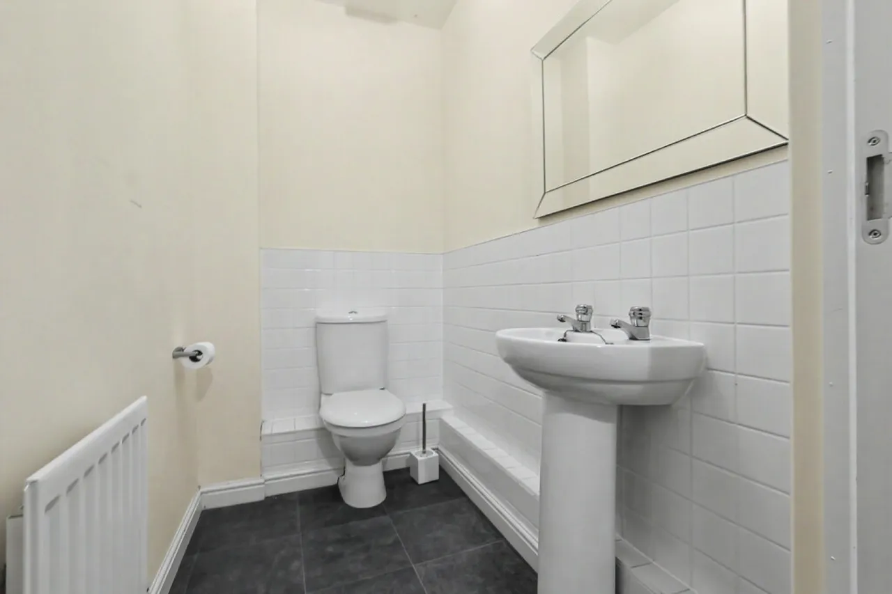 Stone Close, Harbour Reach, BH15, photo 4