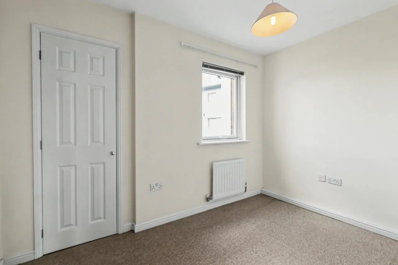 Stone Close, Harbour Reach, BH15, photo 11