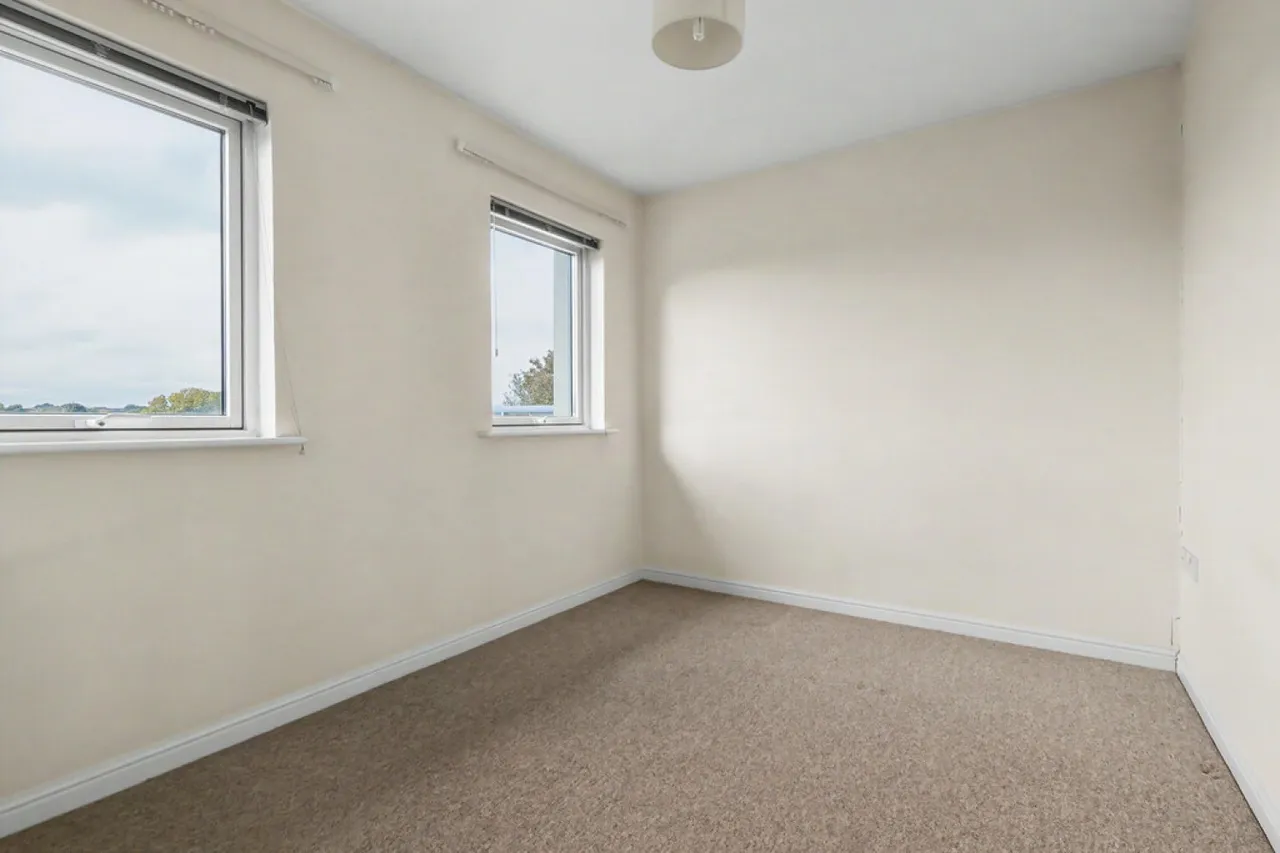 Stone Close, Harbour Reach, BH15, photo 17