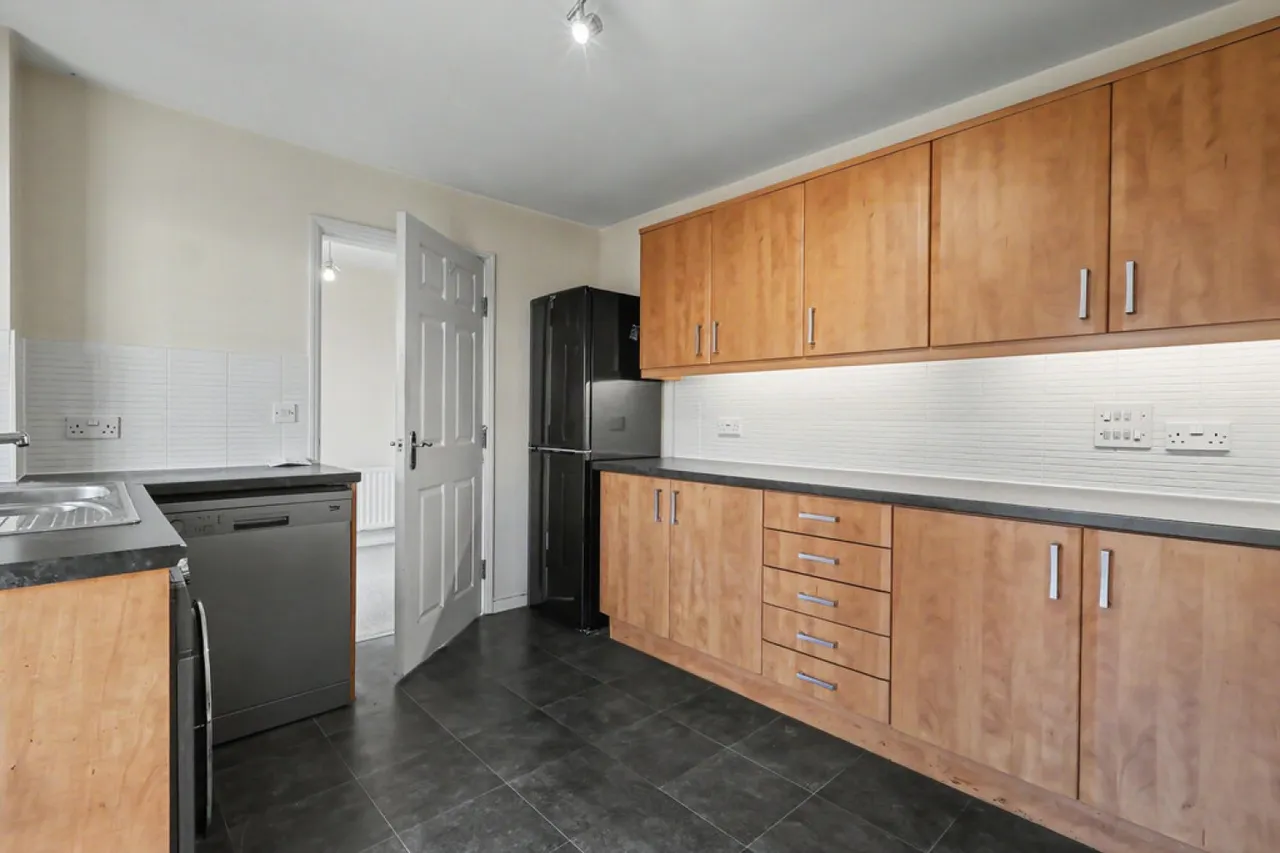 Stone Close, Harbour Reach, BH15, photo 6
