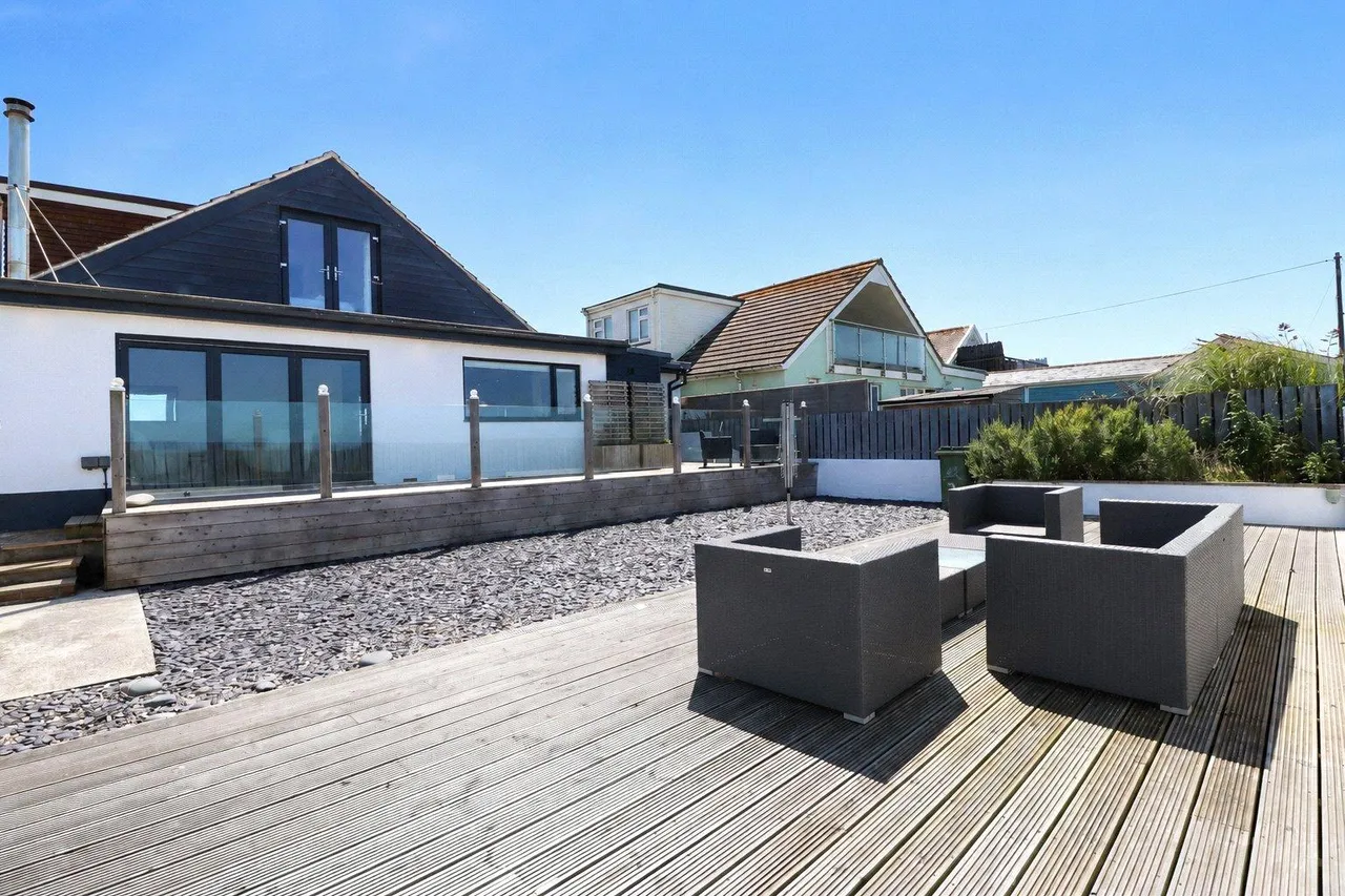 Pebbleridge Road, Westward Ho!, photo 37
