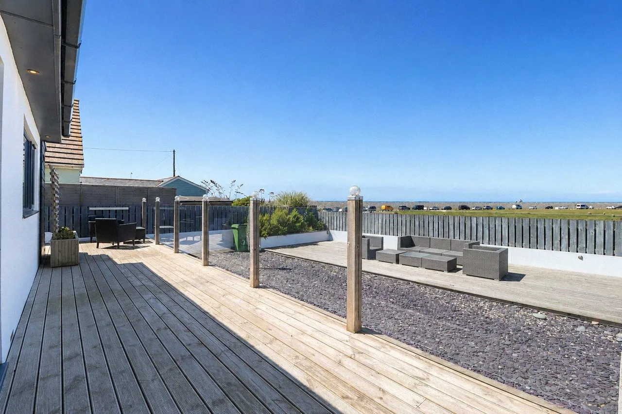 Pebbleridge Road, Westward Ho!, photo 33