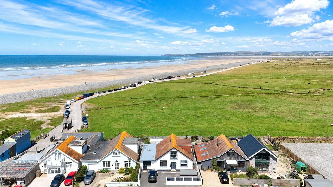 Pebbleridge Road, Westward Ho!, photo 40