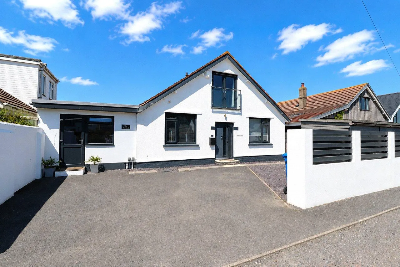 Pebbleridge Road, Westward Ho!, photo 8