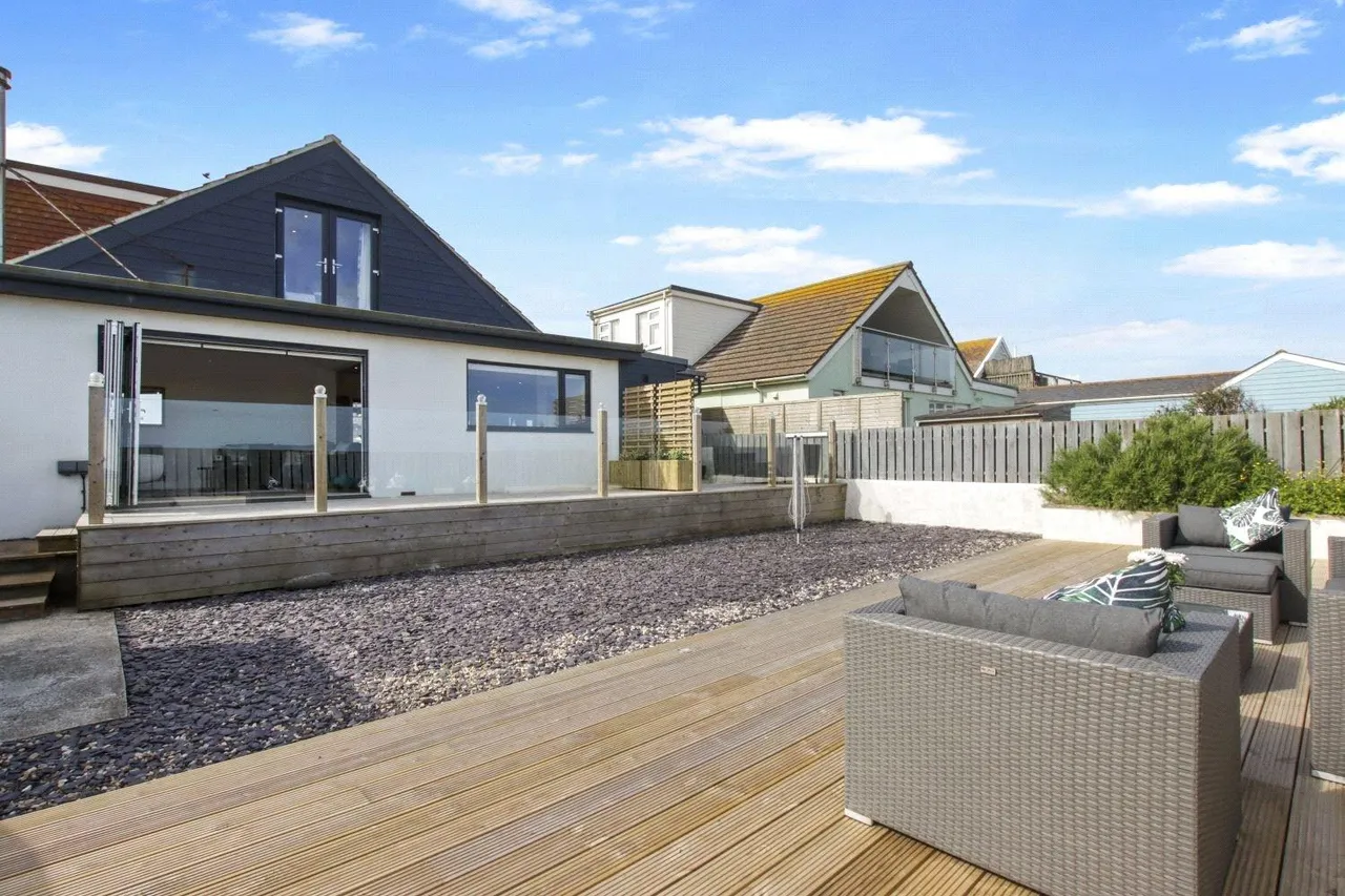 Pebbleridge Road, Westward Ho!, photo 36