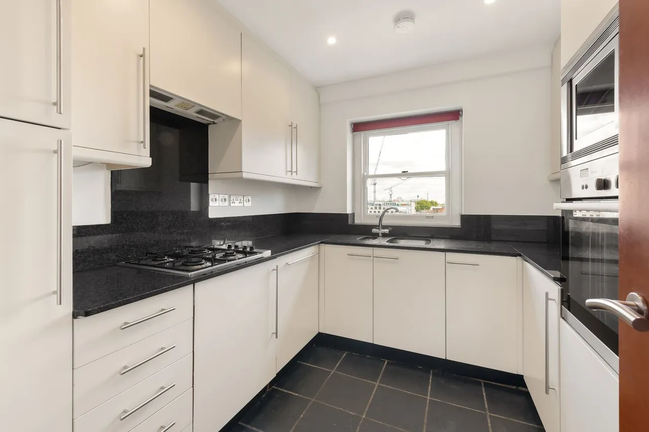 Campden Hill Gardens, Kensington, W8, photo 6