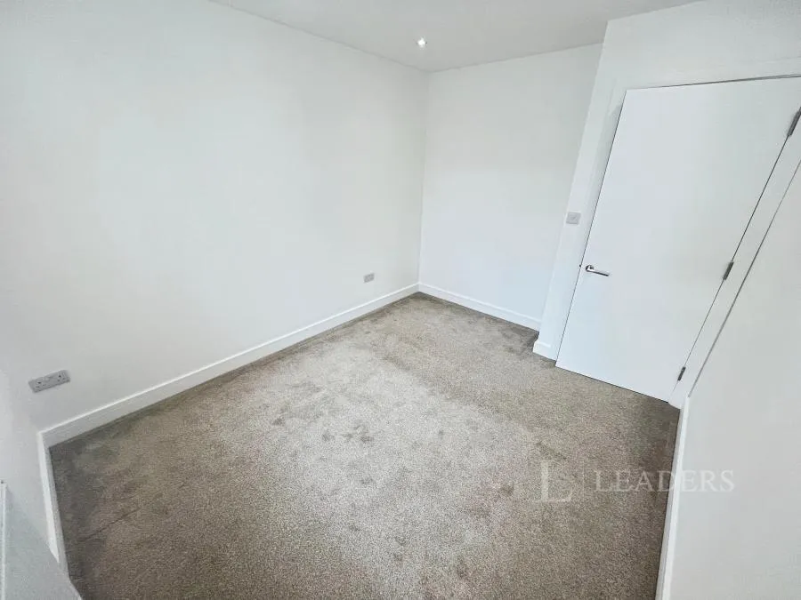 Medina Road, Luton, LU4, photo 8