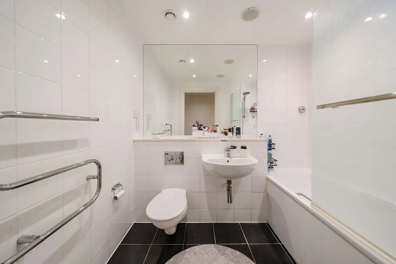 178 Woods House, Grosvenor Waterside, 7 Gatliff Road, London, photo 12