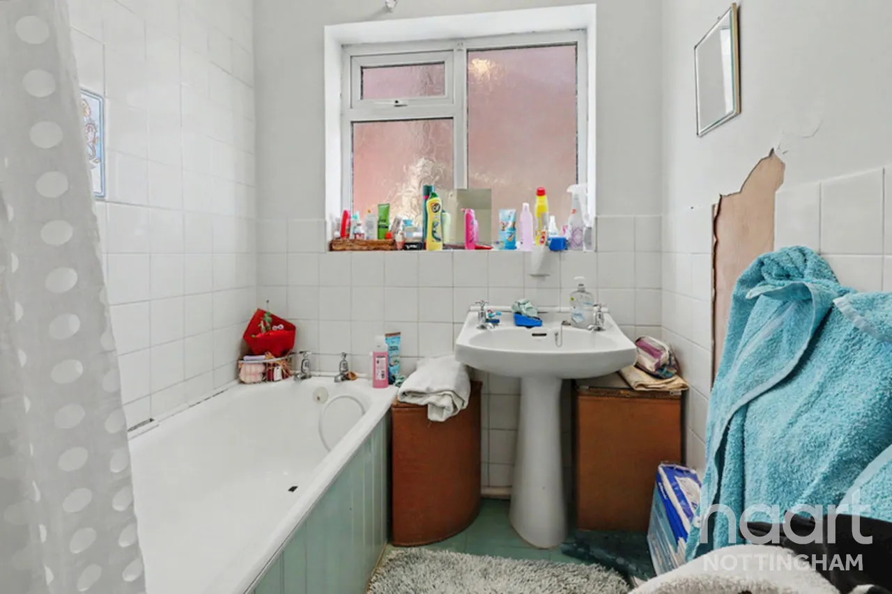 Lowlands Drive, Keyworth, NG12, photo 11