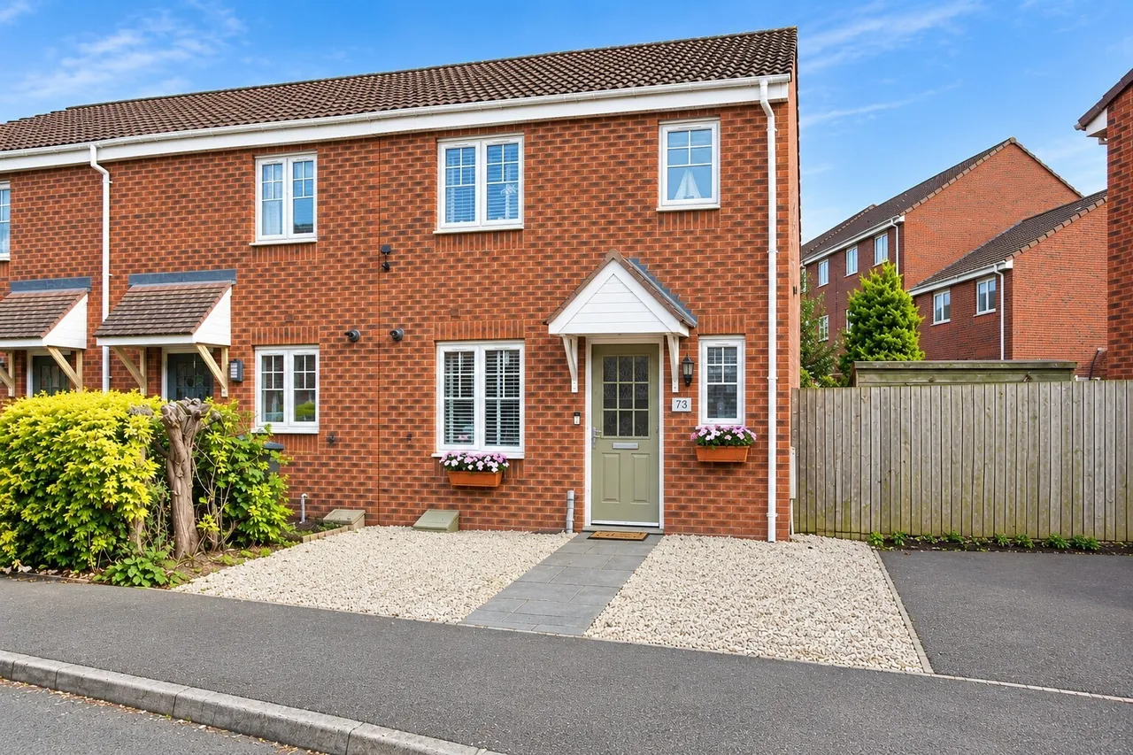 3 bed house for sale, Izod Road, Rugby, CV21