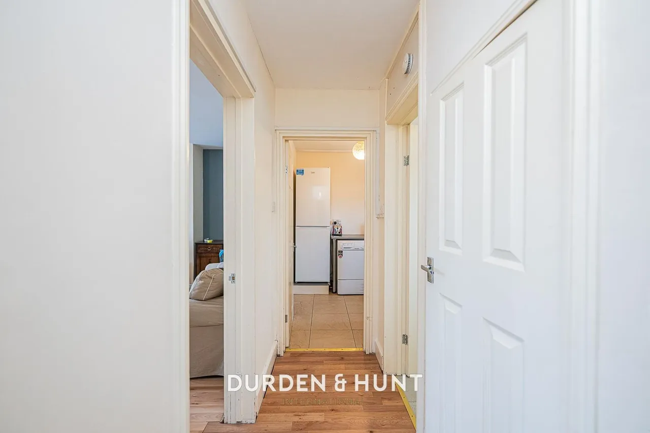 High Road, Loughton, IG10, photo 6