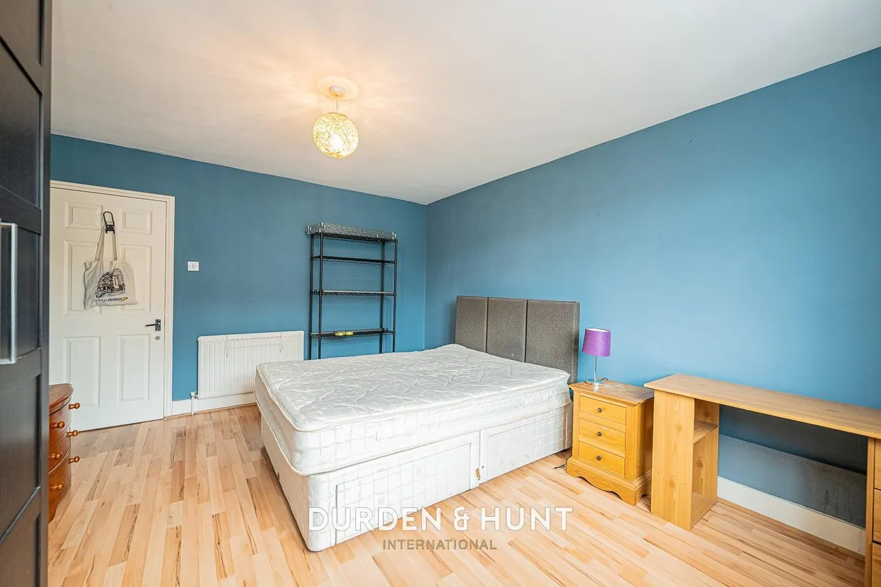 High Road, Loughton, IG10, photo 8