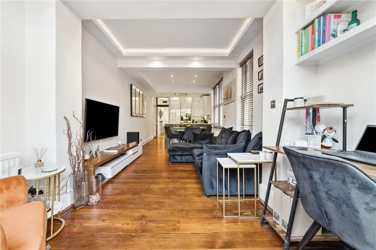 Queenstown Road, Wandsworth, London, SW8, photo 6