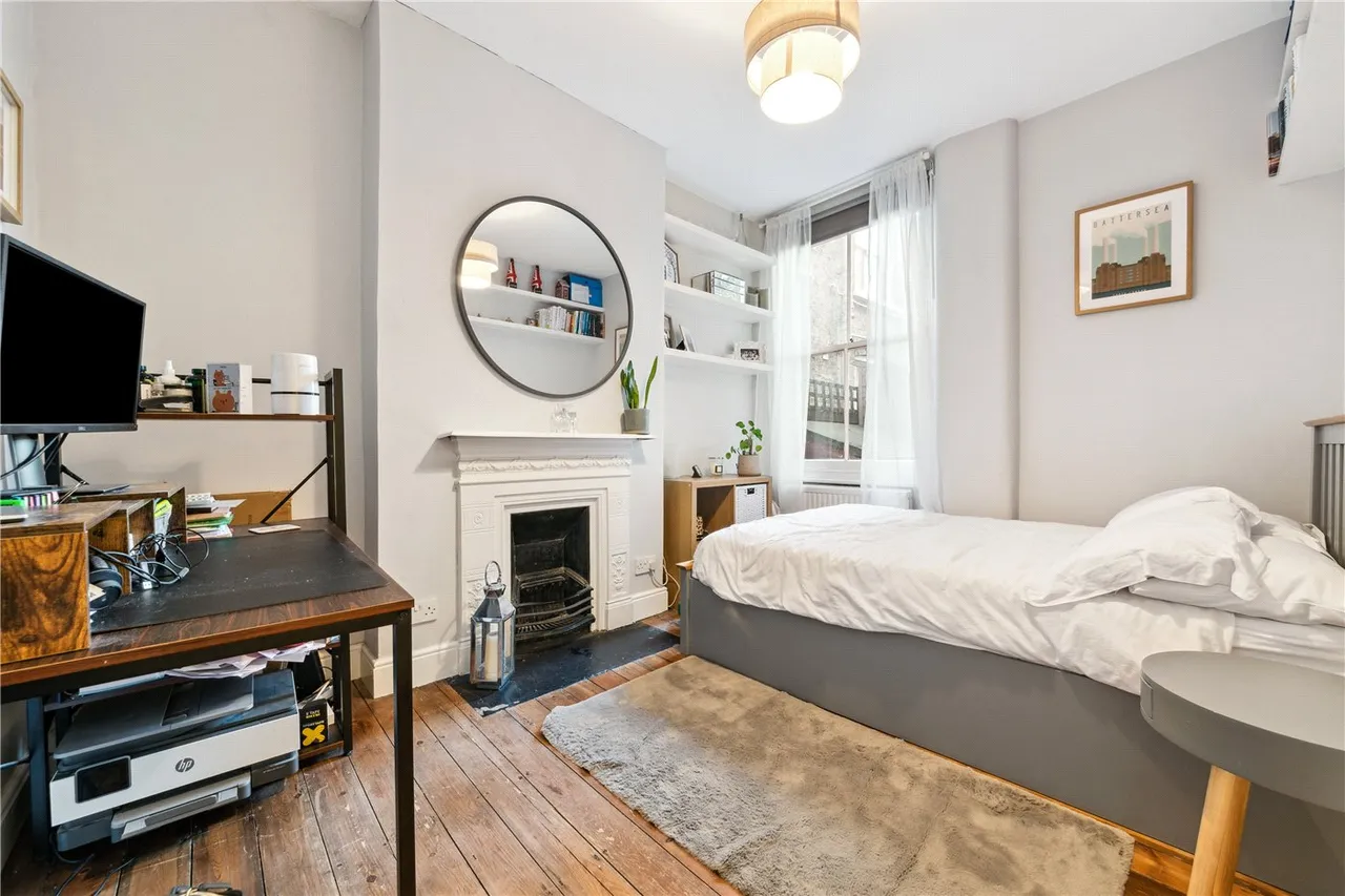 Queenstown Road, Wandsworth, London, SW8, photo 2