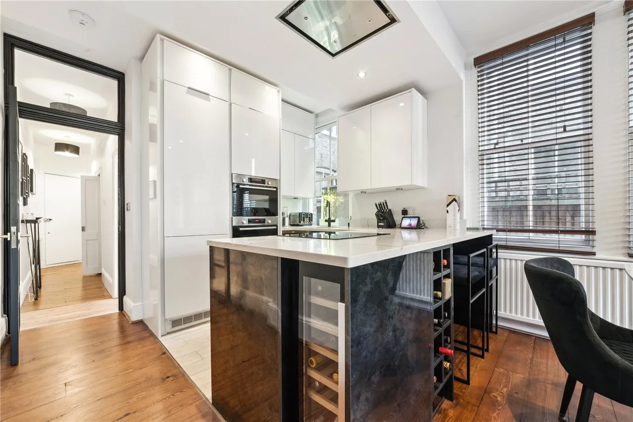 Queenstown Road, Wandsworth, London, SW8, photo 4