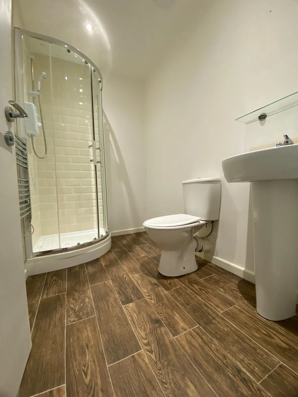 Radford Avenue, DY10, photo 6