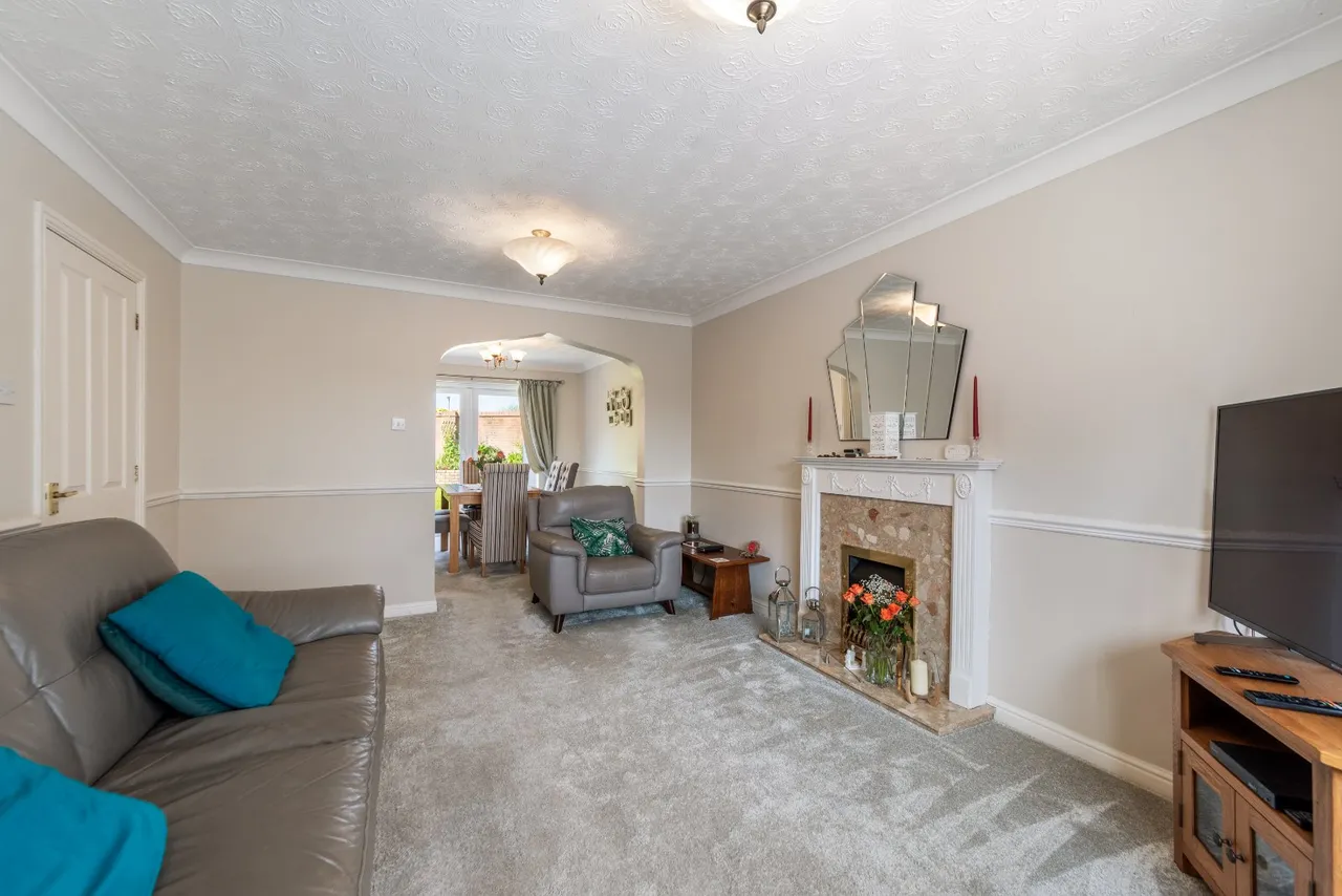 Wychbold Close, Callow Hill, Redditch, B97 5YG, photo 7