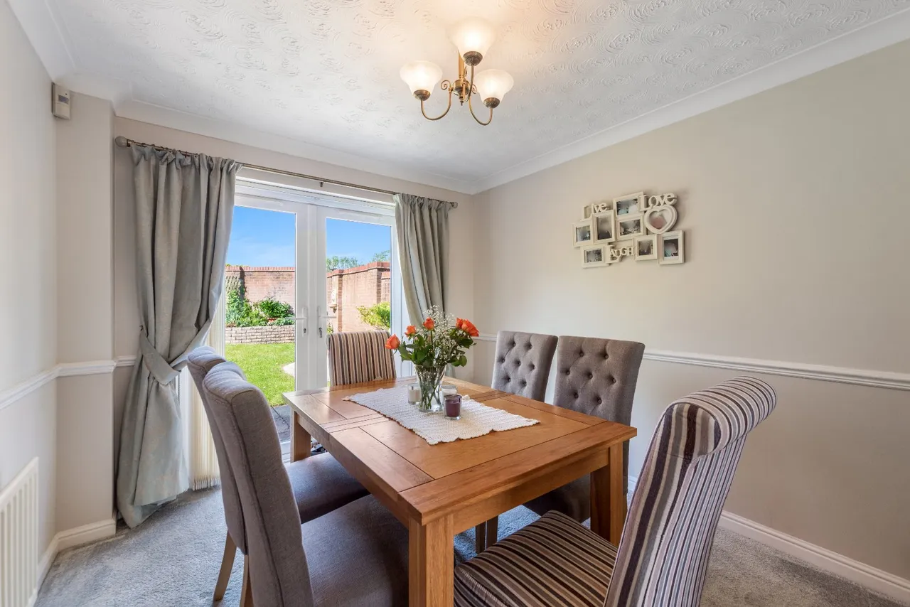 Wychbold Close, Callow Hill, Redditch, B97 5YG, photo 8