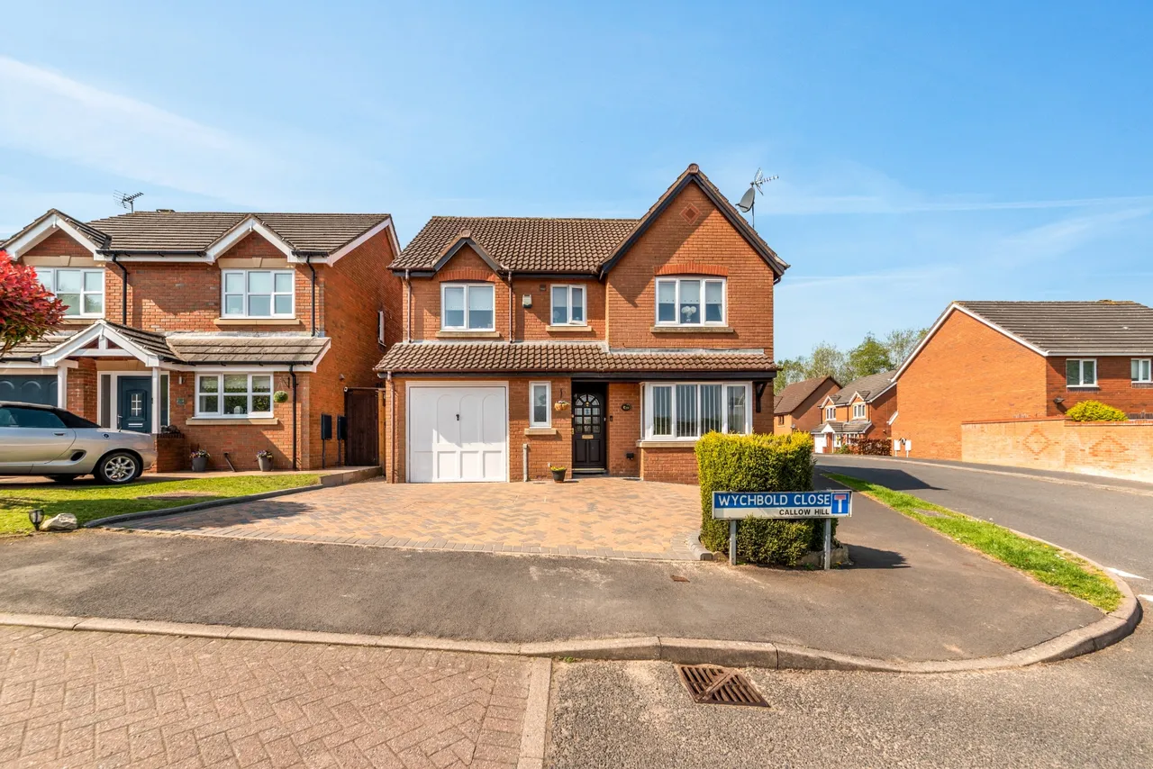 4 bed house for sale — Wychbold Close, Callow Hill, Redditch, B97 5YG