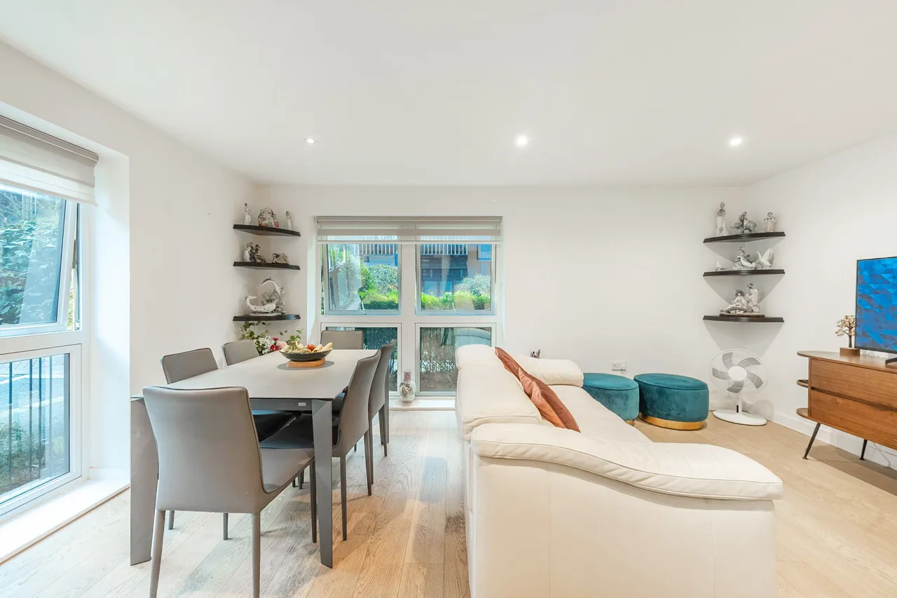 3 Victoria Court, Howard Road, Stanmore, photo 5