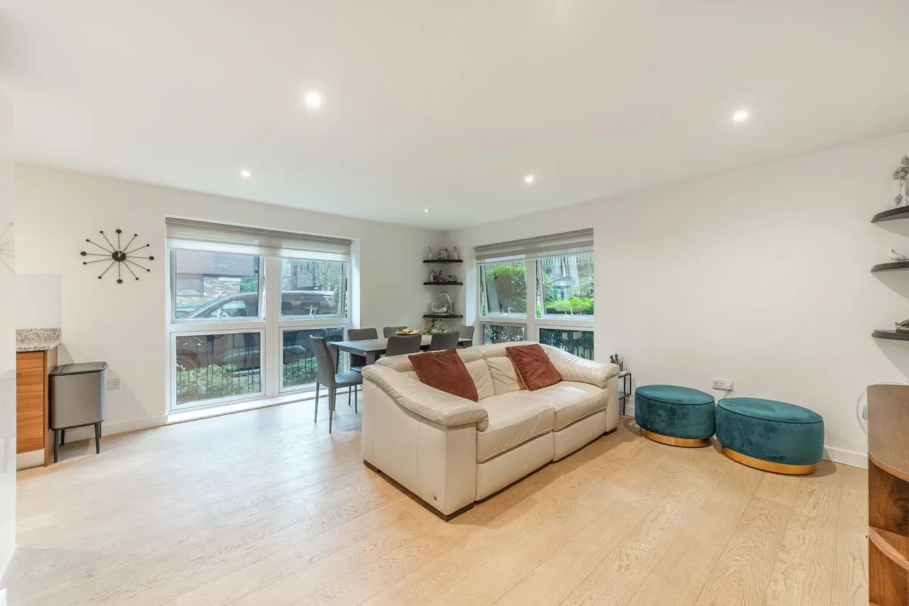 3 Victoria Court, Howard Road, Stanmore, photo 7