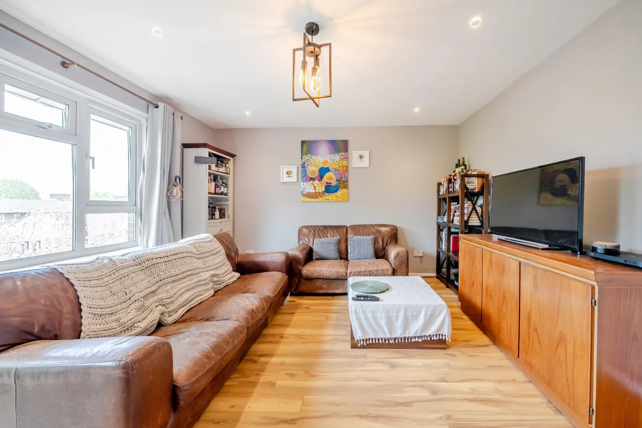 Solon New Road Estate, Clapham, London, SW4, photo 8