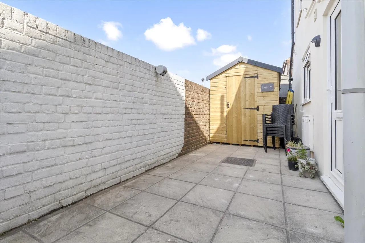 Pavilion Road, Worthing, photo 10