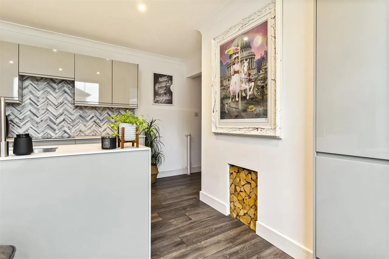 Pavilion Road, Worthing, photo 5