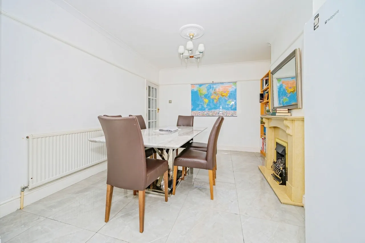 Wychwood Avenue, Luton, Bedfordshire, LU2, photo 6
