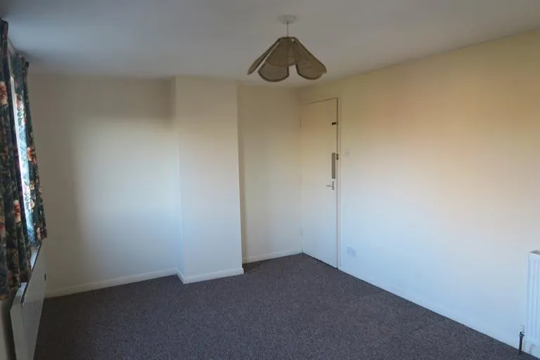 York Avenue, West End, LN1, photo 14