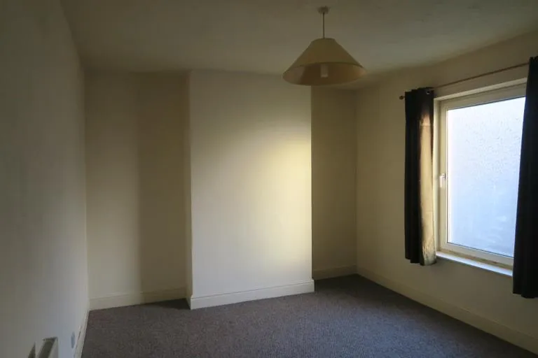 York Avenue, West End, LN1, photo 12