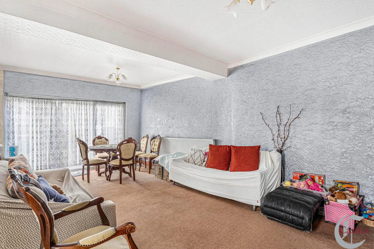 Chase Road, N14, photo 8