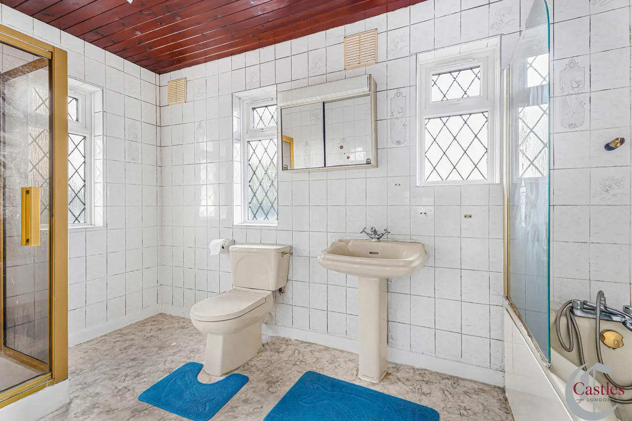 Chase Road, N14, photo 14