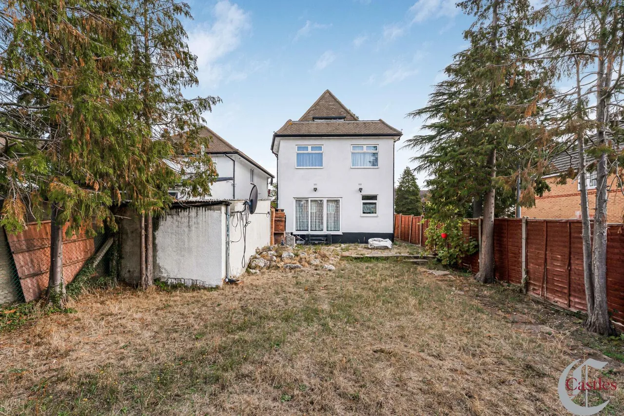 Chase Road, N14, photo 5