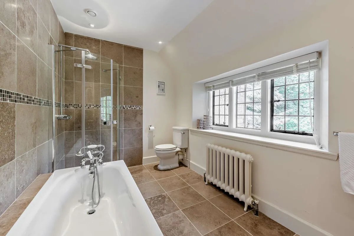 Chillies Lane, High Hurstwood, TN6, photo 14