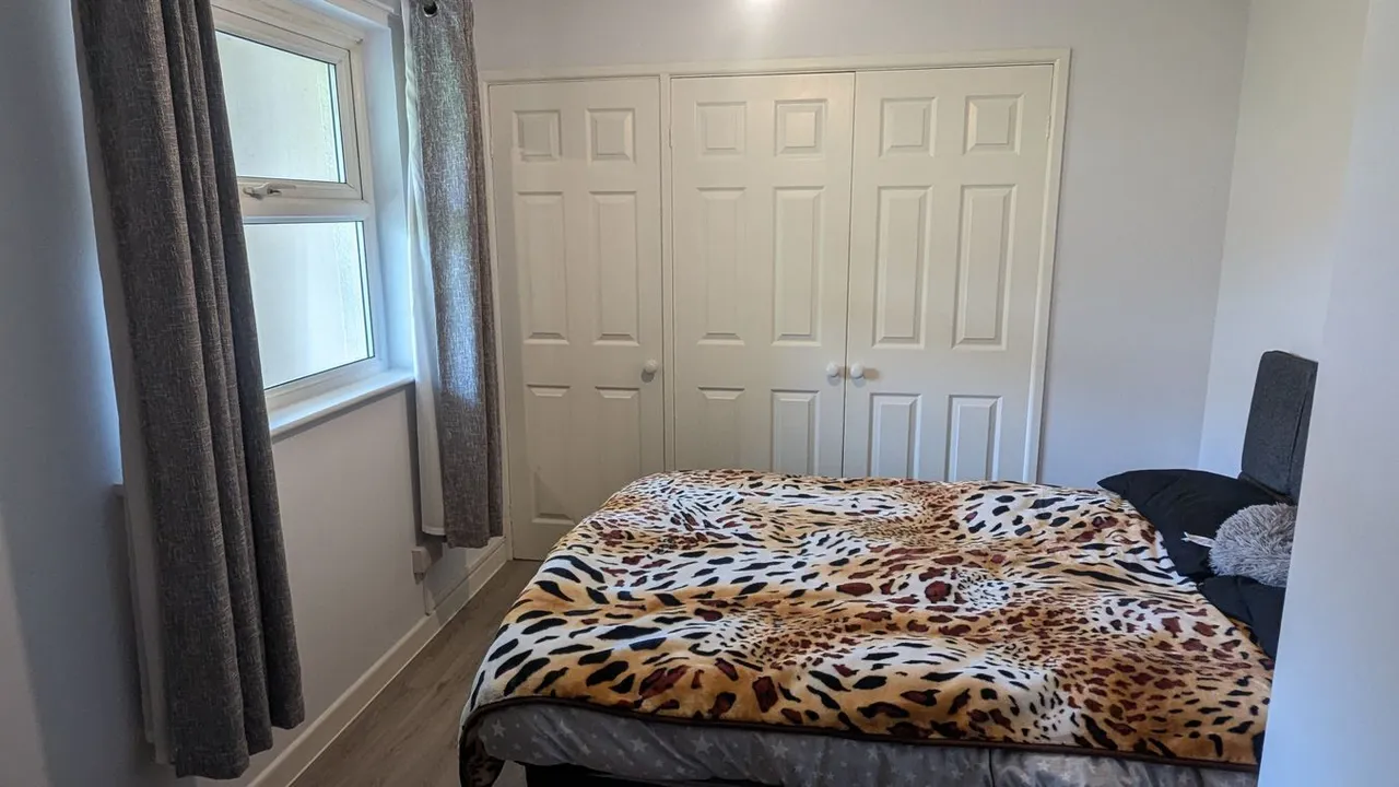 St Andrews Court, Wells, BA5, photo 9