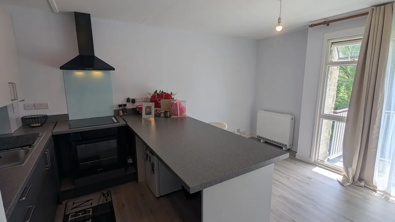 St Andrews Court, Wells, BA5, photo 5