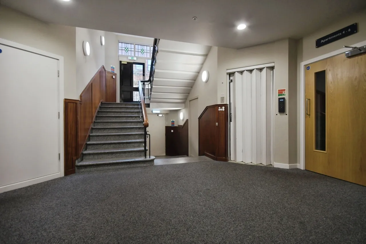 Queen Street, Sheffield, South Yorkshire, S1, photo 14