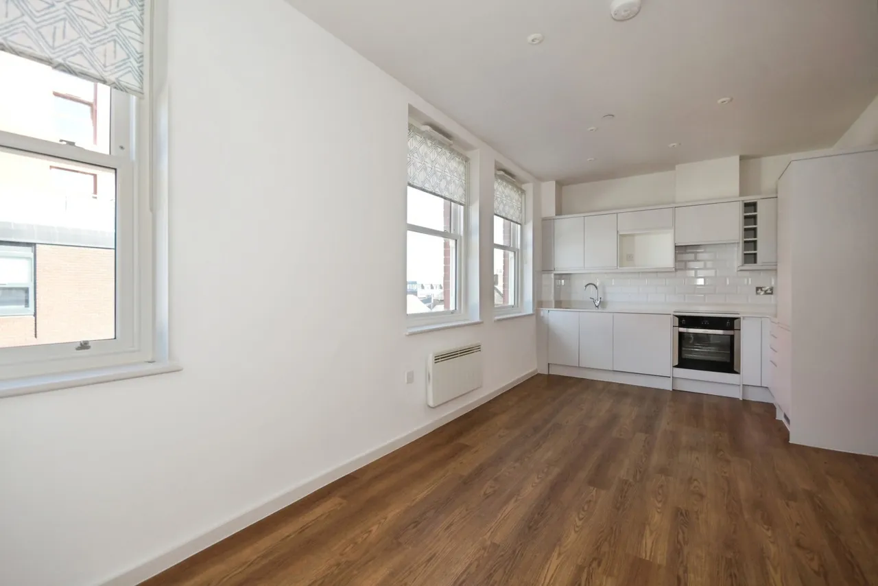 Queen Street, Sheffield, South Yorkshire, S1, photo 3