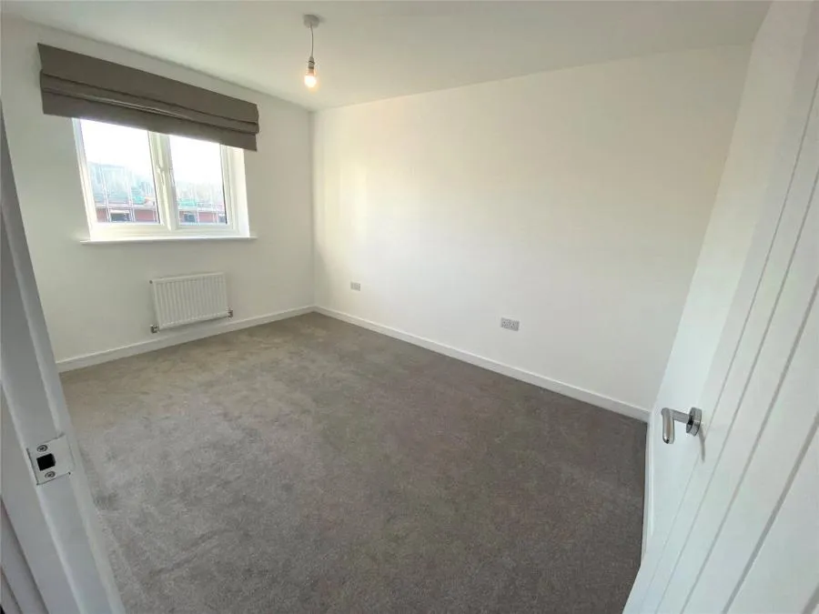 Hawker Drive, Brockworth, GL3, photo 5