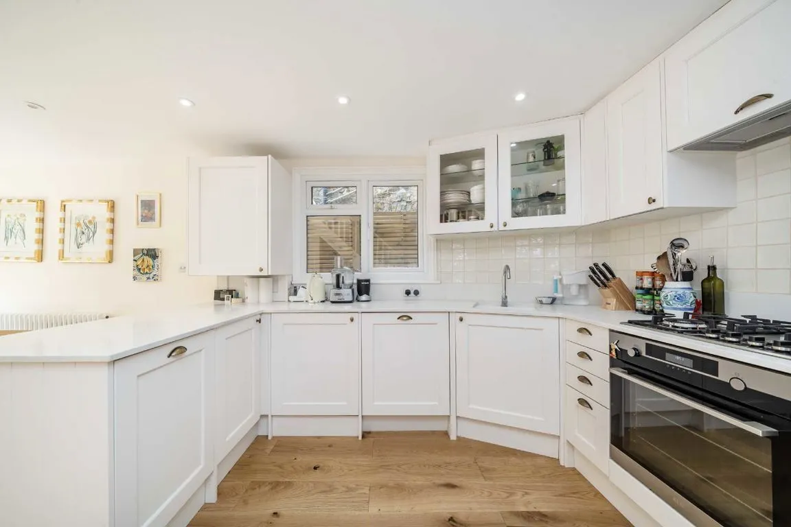 St. Alphonsus Road, SW4, photo 5