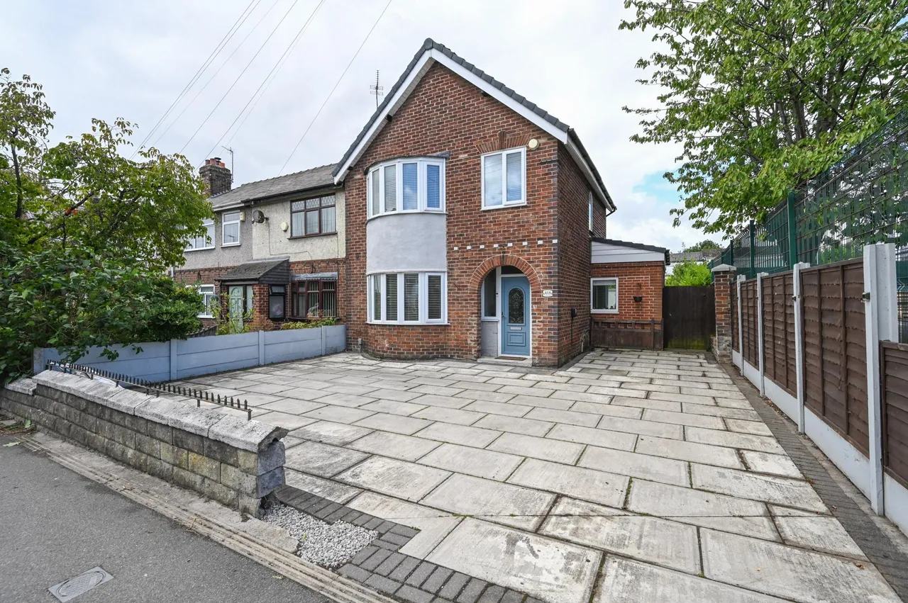 3 bed house for sale, Clock Face Road, St. Helens, WA9