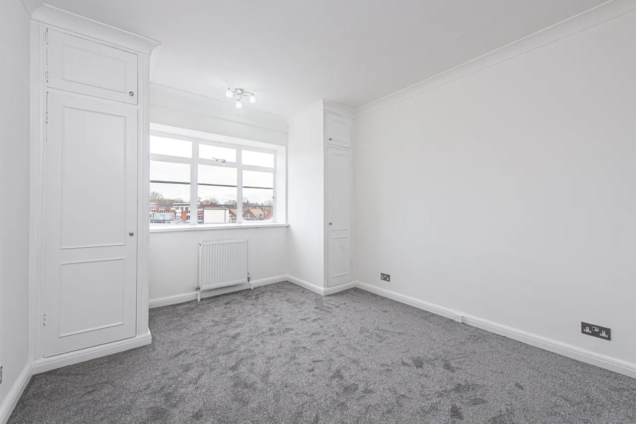 London, NW3, photo 6